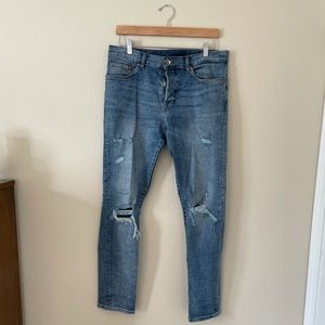 H&M Relaxed Skinny Jeans